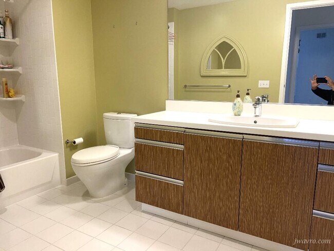 Building Photo - 5800 3rd St