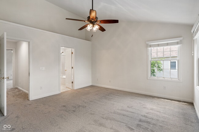 Building Photo - 12735 Edgemont Way