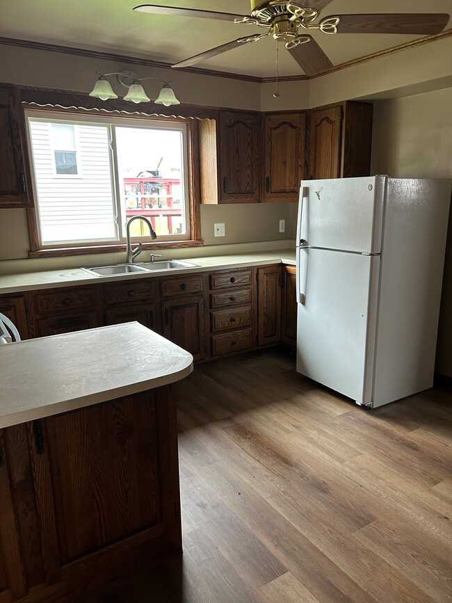 Building Photo - 218 Central Ave