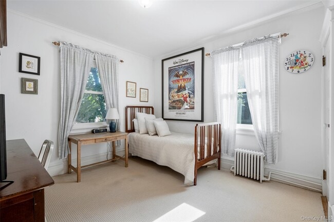 Building Photo - 5 Gerlach Pl