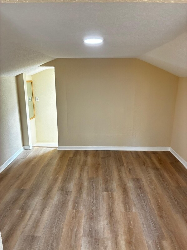 Building Photo - 2738 Riverside Ave