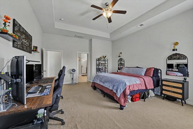 Building Photo - 203 Topsaw Ln