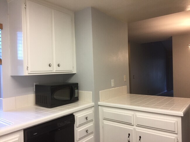 Gorgeous large kitchen with new paint - 1073 S Romney Dr