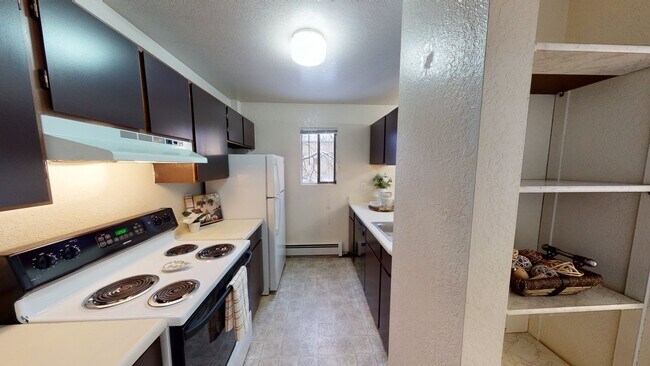 Deer Park Apartments - Kitchen - Deer Park
