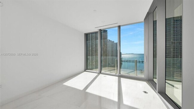Building Photo - 300 Biscayne Blvd Way
