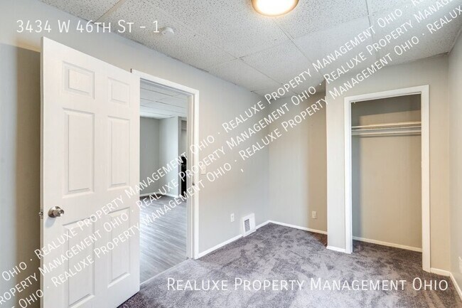 Building Photo - 3434 W 46th St