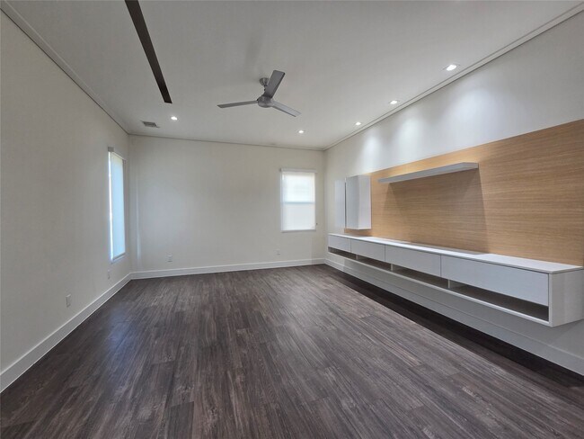 Building Photo - 5403 Tocayo Pl