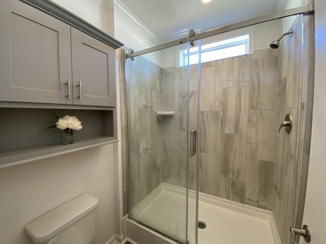 Building Photo - 212 Liberty St