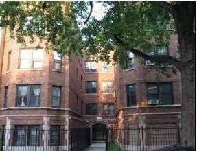 Building Photo - 8208 S Drexel