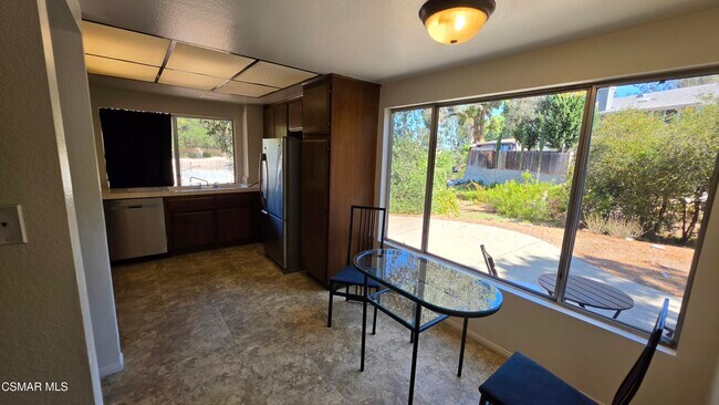 Building Photo - 505 Citation Way