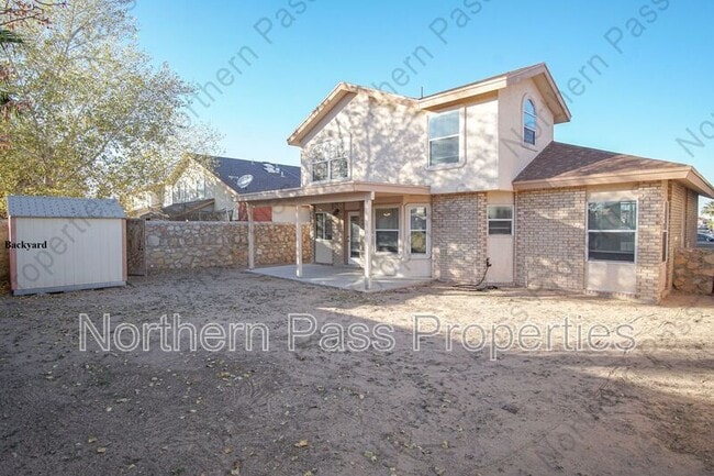 Building Photo - 13740 Paseo Alegre Ave