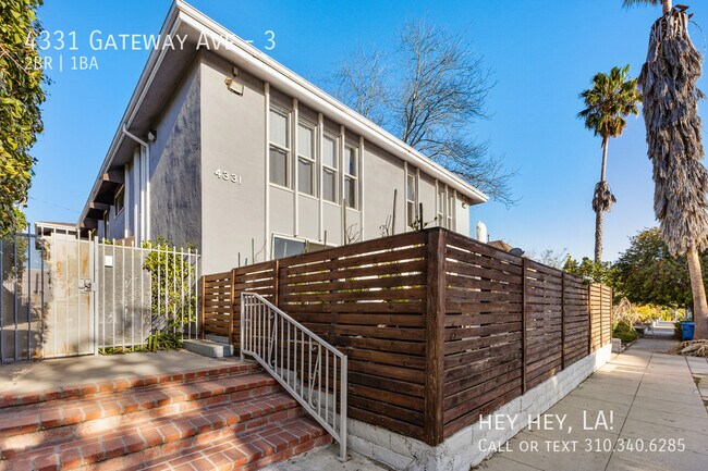 Primary Photo - 4331 Gateway Ave