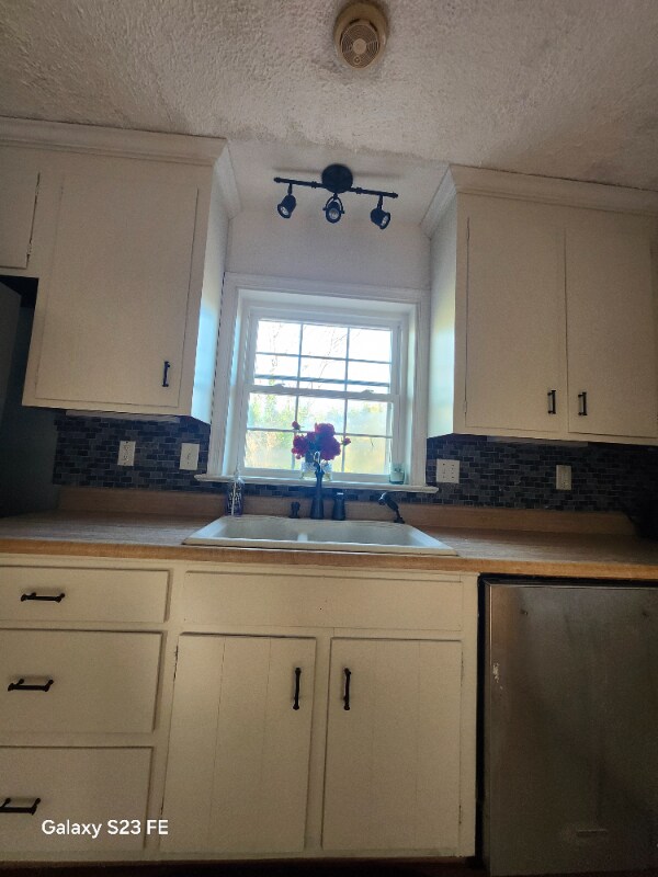 Building Photo - 8109 Concho Rd