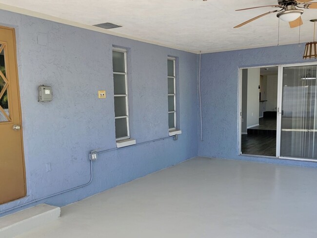 Building Photo - Coming Soon!!  Avaliable May 1, 2025 Spaci...