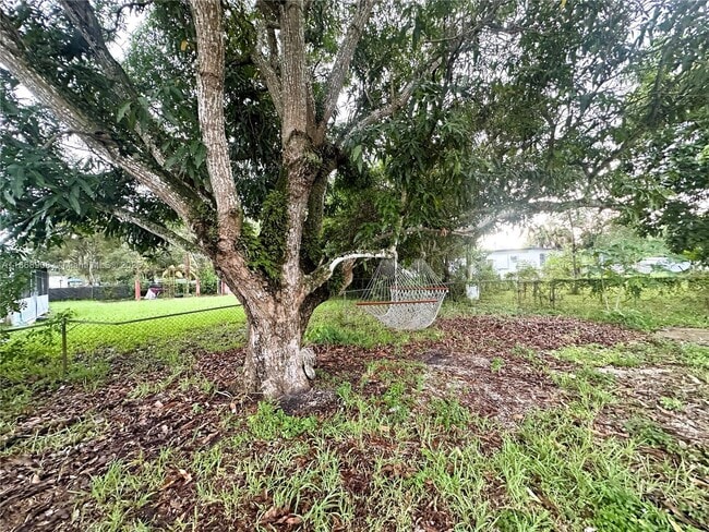 Building Photo - 16450 NW 23rd Ct