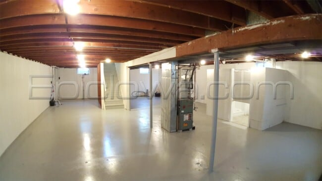 Building Photo - 2237 C Ave NW