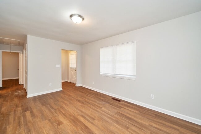 Building Photo - Hidden Gem in McCalla – Private 2BR Retreat on a Large Secluded Lot!