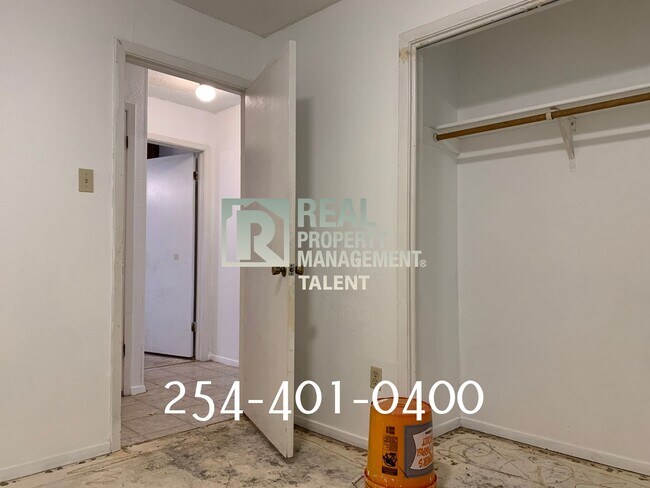 Building Photo - 3101 N 25th St