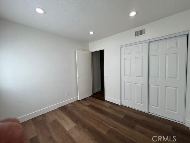 Building Photo - 520 Breezewood Ct