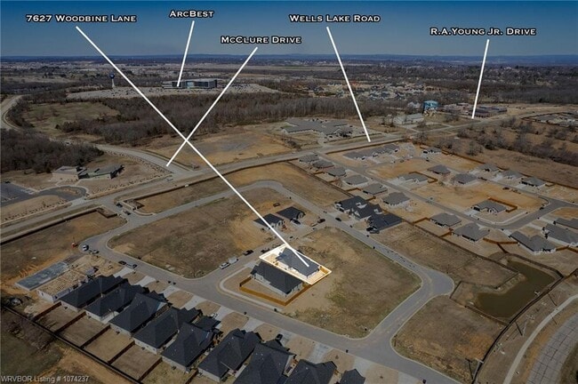 Building Photo - 7627 Woodbine Ln