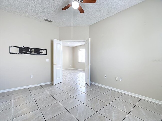Building Photo - 610 Terranova Dr