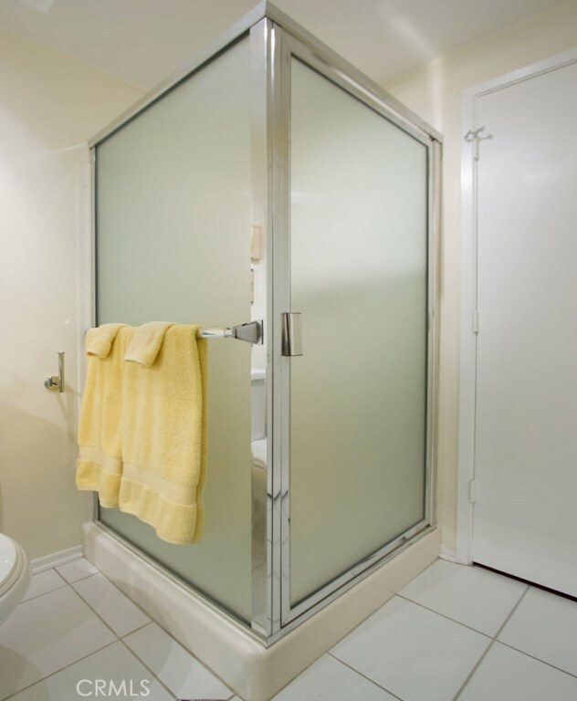 Building Photo - 5500 Paseo Del Lago W