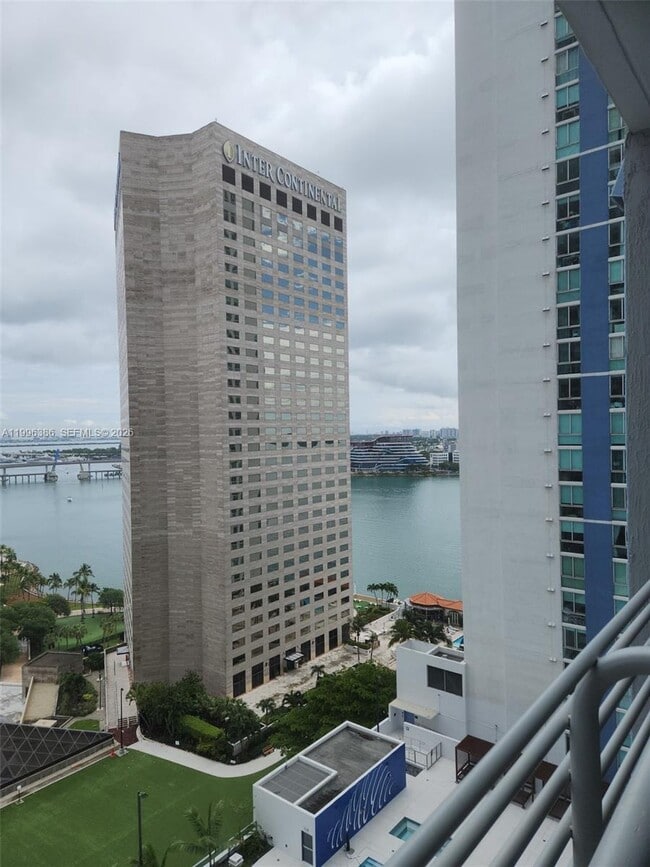 Building Photo - 325 S Biscayne Blvd