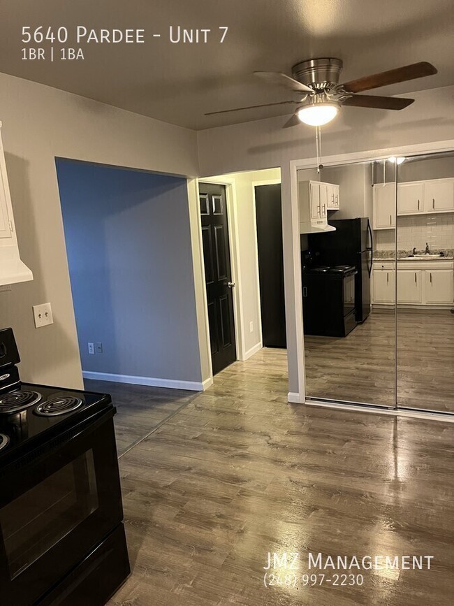 Building Photo - 5640 Pardee-Unit 7