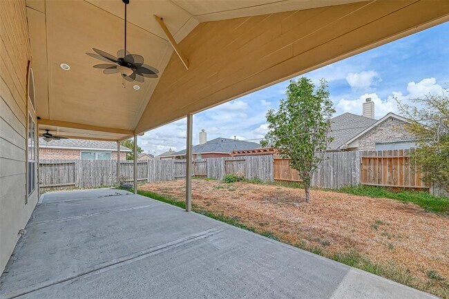 Building Photo - 16942 Langham Crossing Ln