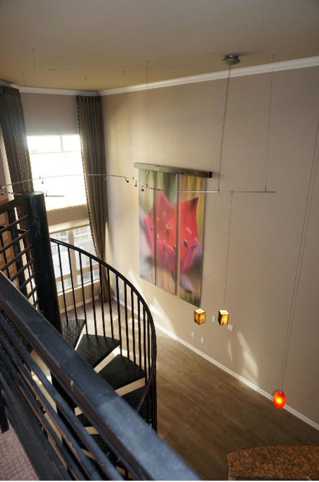 Building Photo - Spacious Condo in East Village area