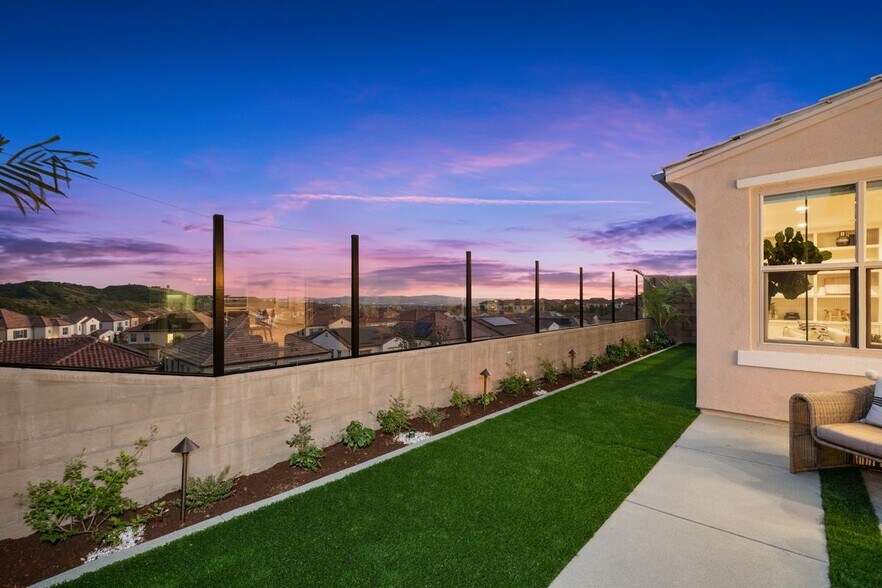 Building Photo - 212 Collino