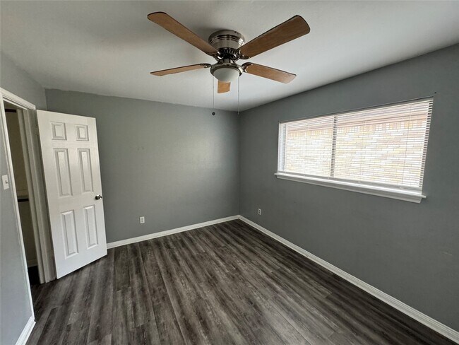 Building Photo - 2923 Ashford Trail