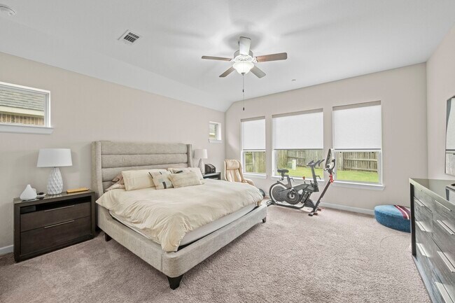 Building Photo - 6811 Andorra Cove Cir