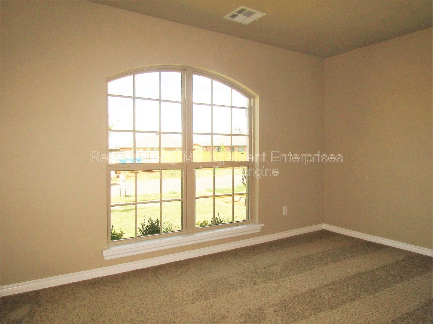 Building Photo - 2924 NW 181st St