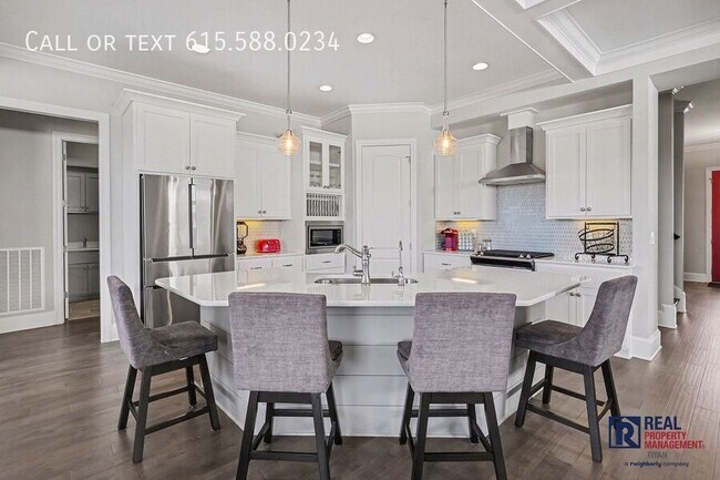 Building Photo - 273 Rich Cir