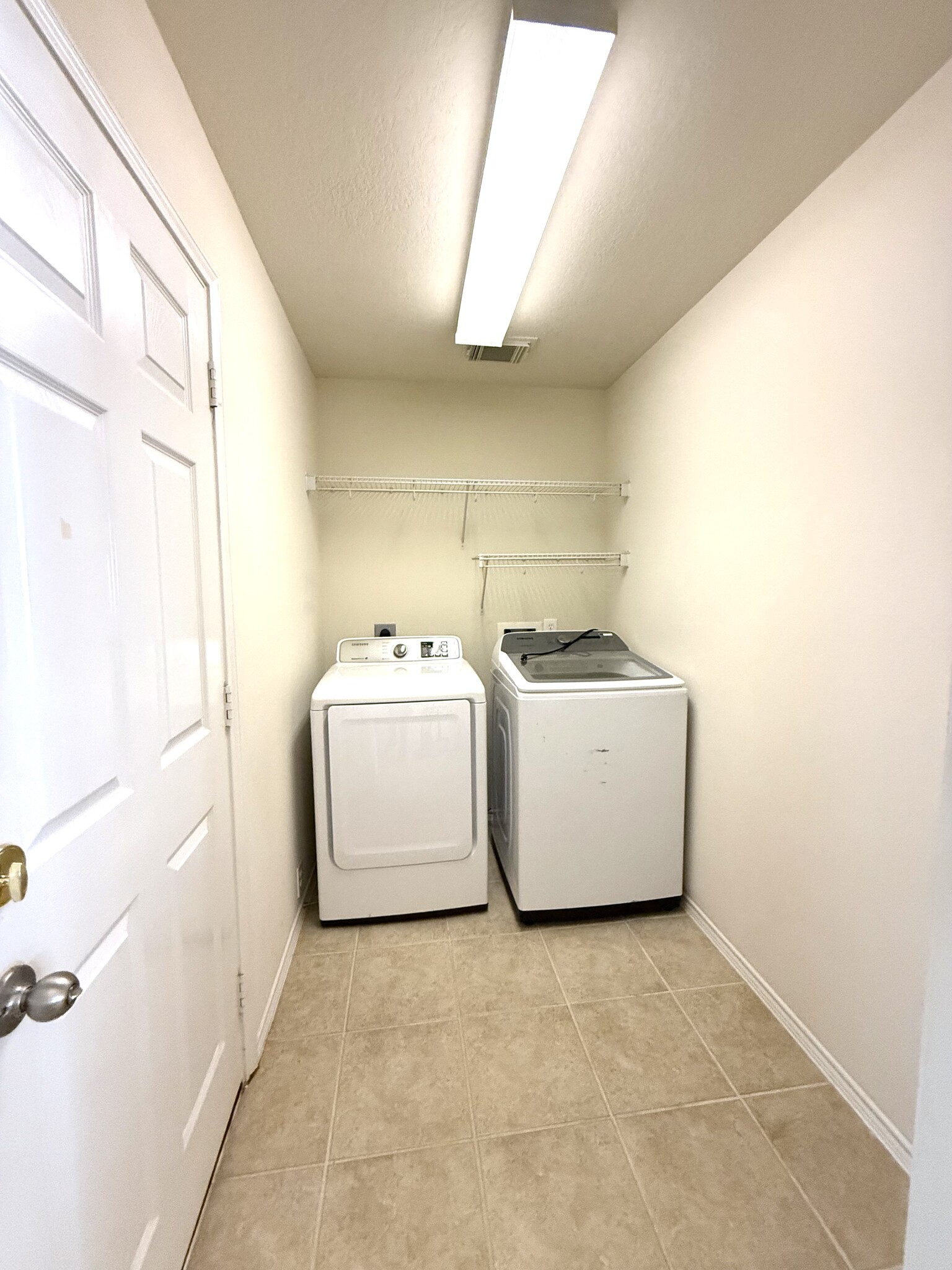 Building Photo - 9010 Heather Springs Dr
