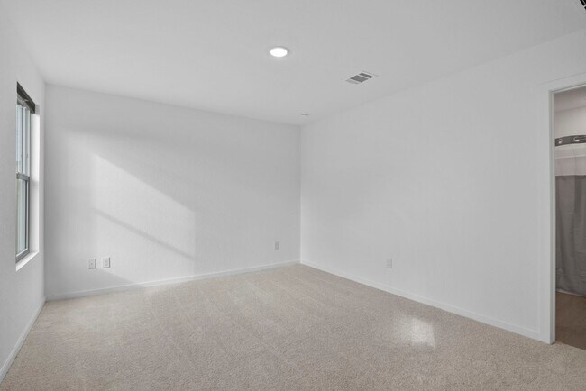 Building Photo - 7316 Green Sapphire