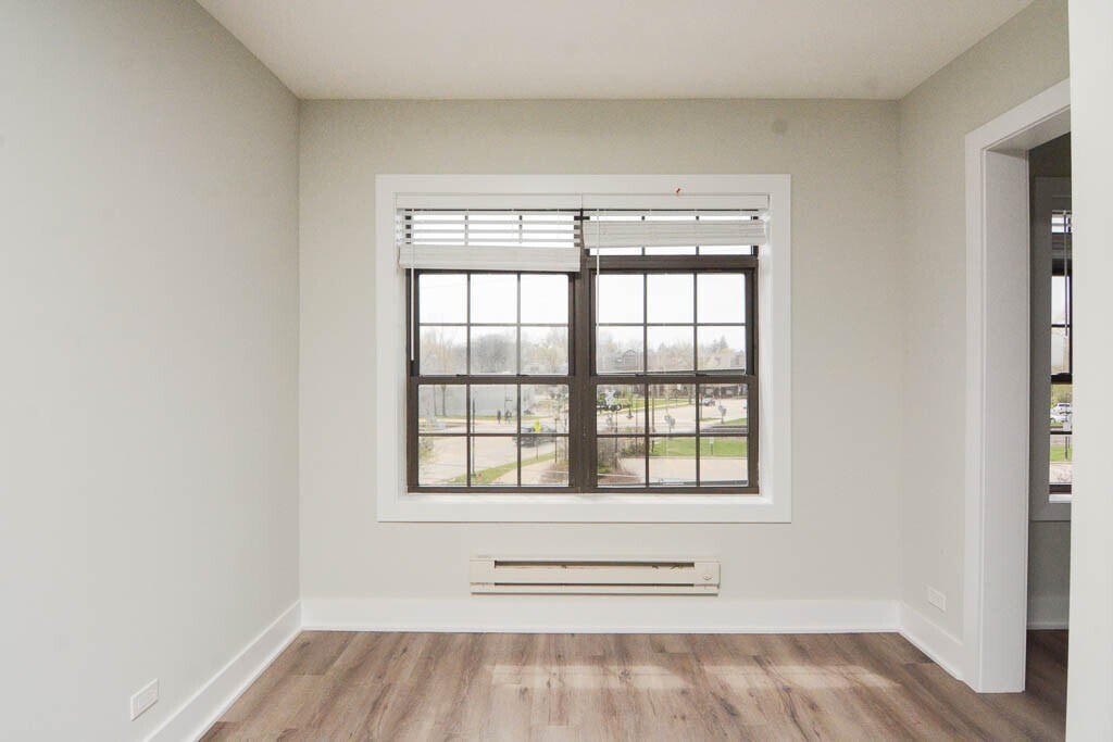 Building Photo - 725 St Johns Ave