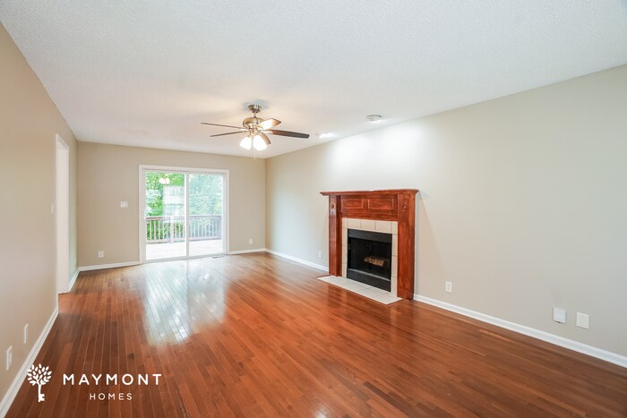 Building Photo - 951 Roedeer Dr