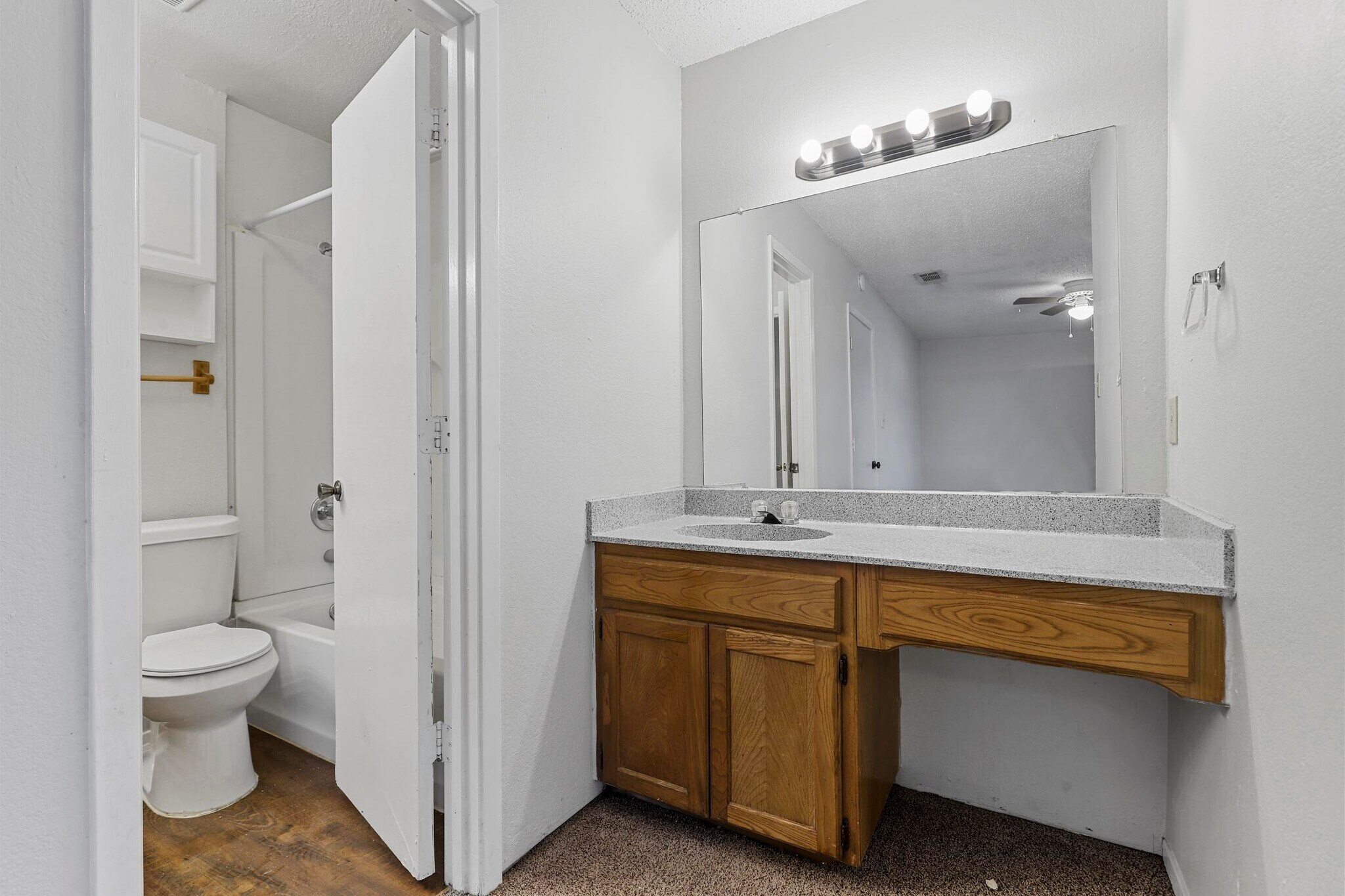 Building Photo - 4920 Brianhill Dr
