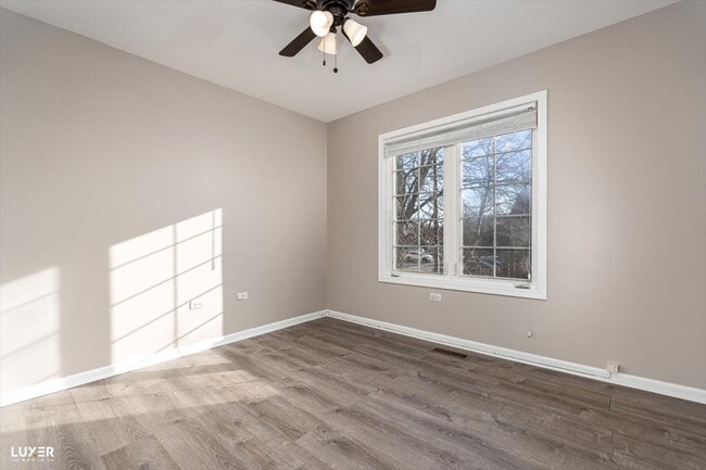 Building Photo - 7424 Lincoln Ave