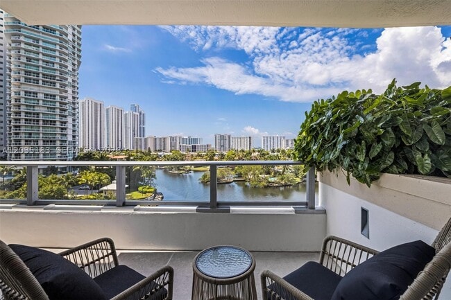 Building Photo - 330 Sunny Isles Blvd
