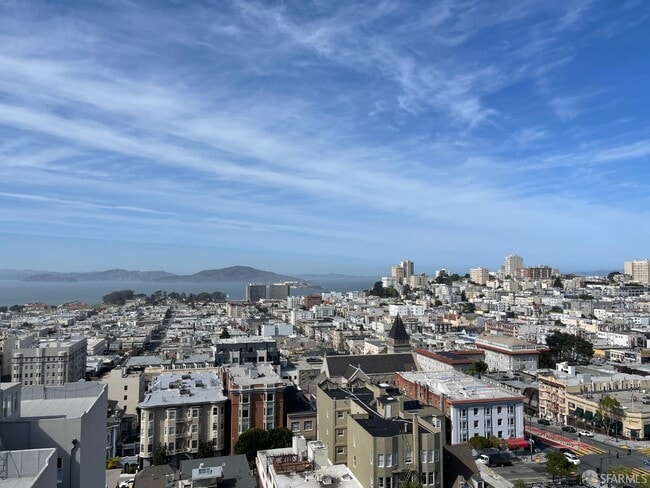 Building Photo - 2040 Franklin St