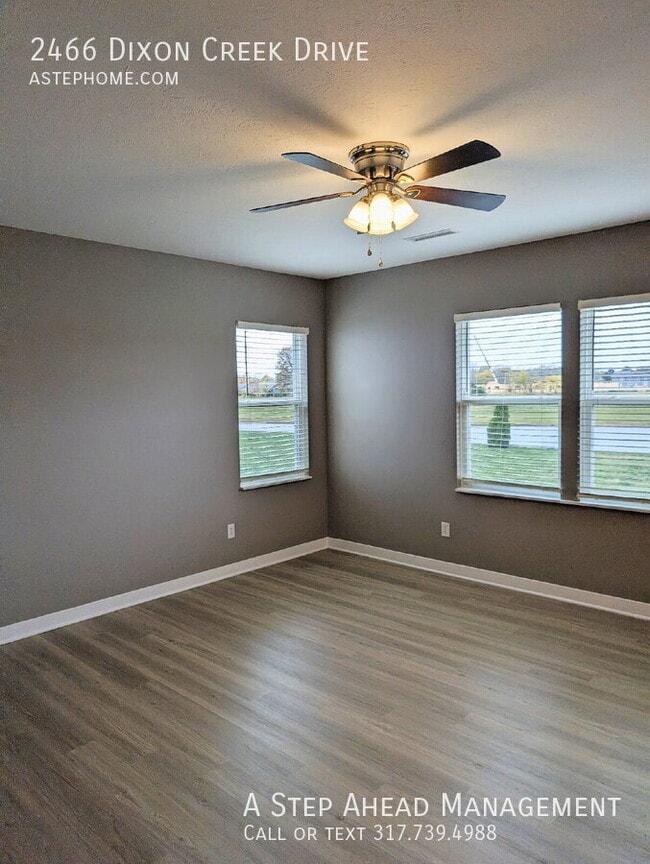 Building Photo - 2466 Dixon Crk Dr