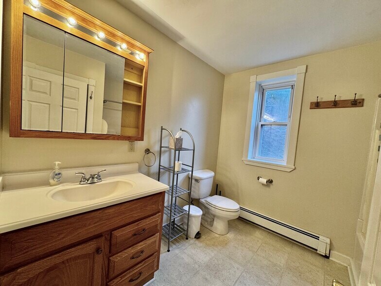 Bathroom - 262 10th St