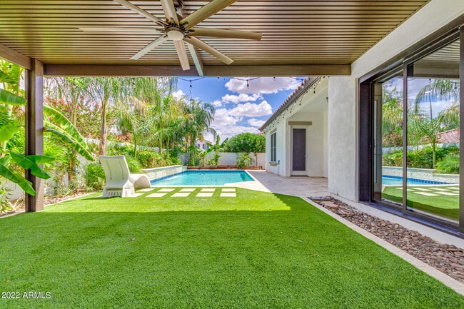 Building Photo - 3469 S Eucalyptus Pl