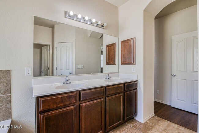 Building Photo - 14447 Miguel Terrazas Dr