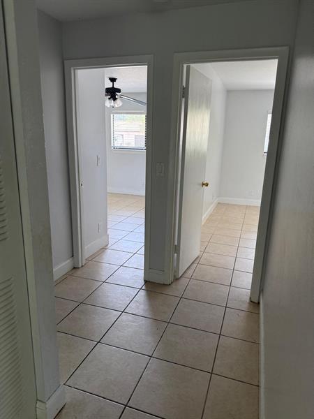 Building Photo - 1216 Periwinkle Pl
