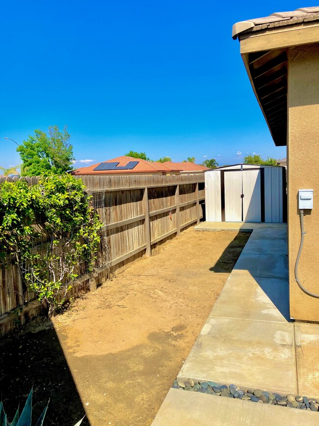 Building Photo - 725 Costa Alyssa Ct