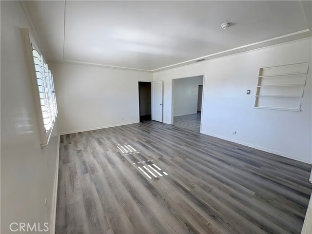 Building Photo - 587 E Arrow Hwy